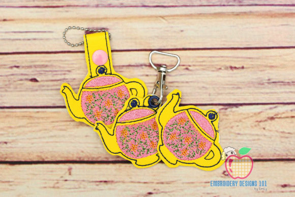 Ceramic Teapot Keyfob ITH: A Designer’s Review