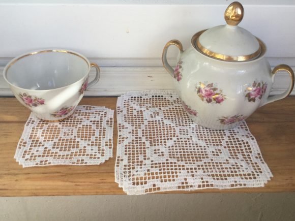 FSL Square Doily Set: A Designer’s Review for Branding